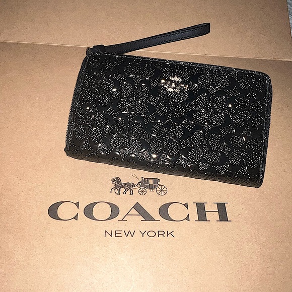 NWOT Coach Medium Zip Around Wallet Black Embossed Patent Leather - Picture 1 of 11